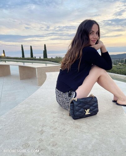 Ana Armas Nude Latina - Armas Celebrities Leaked Nude Video